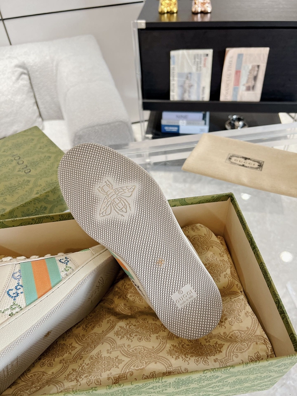 グッチ靴全体デザイン